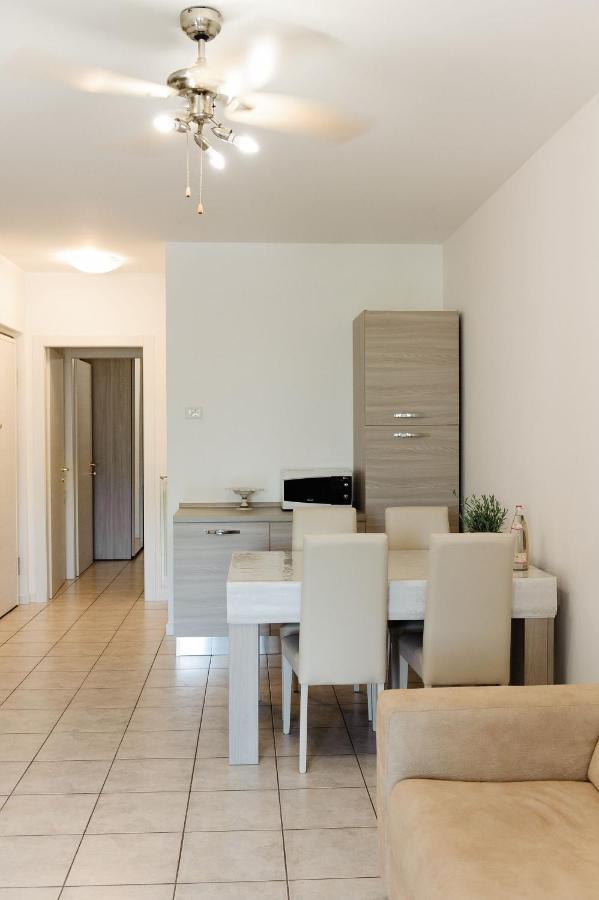 Appartamento Afrodite Desenzano del Garda Eksteriør billede