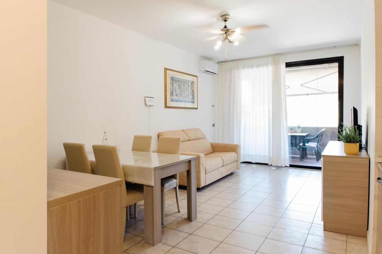 Appartamento Afrodite Desenzano del Garda Eksteriør billede