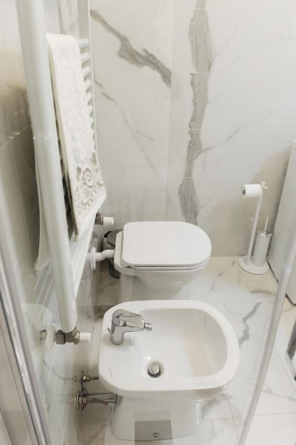 Appartamento Afrodite Desenzano del Garda Eksteriør billede